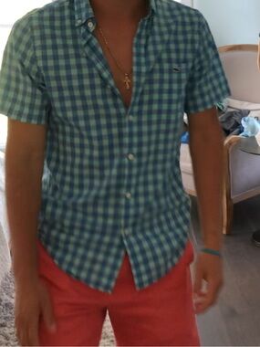 Vineyard Vines Aqua and White Checkered teen or  Men's Shirt